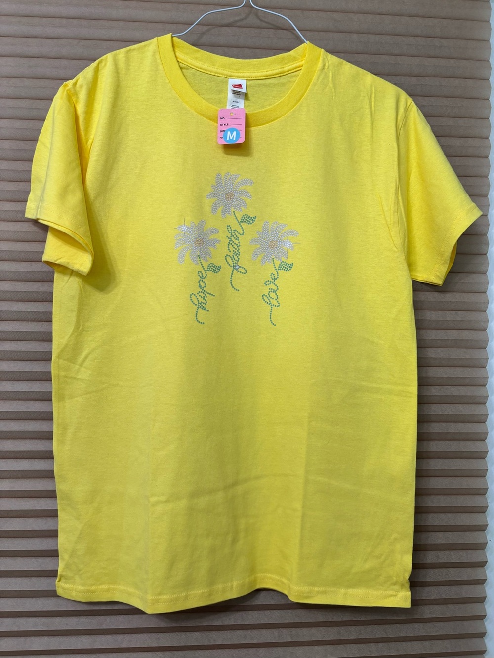 SPECIAL  NEW Size Medium Yellow Floral Rhinestone Tee